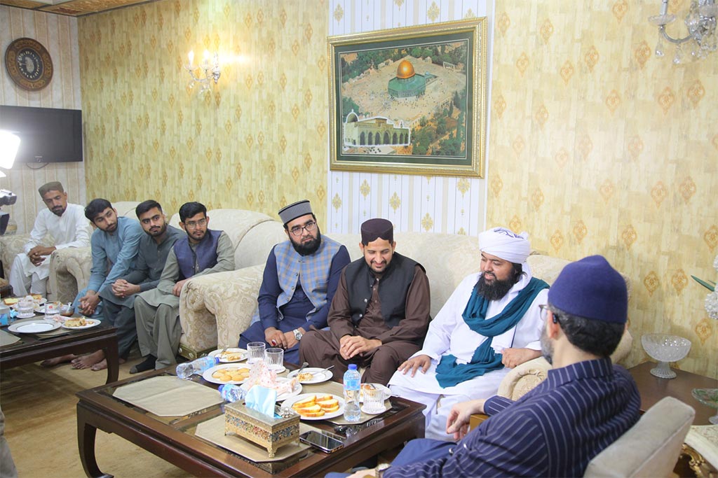 Dr Hassan Mohi-ud-Din Qadri Meeting Allama Abu Hashim Mithal Sain Lahore
