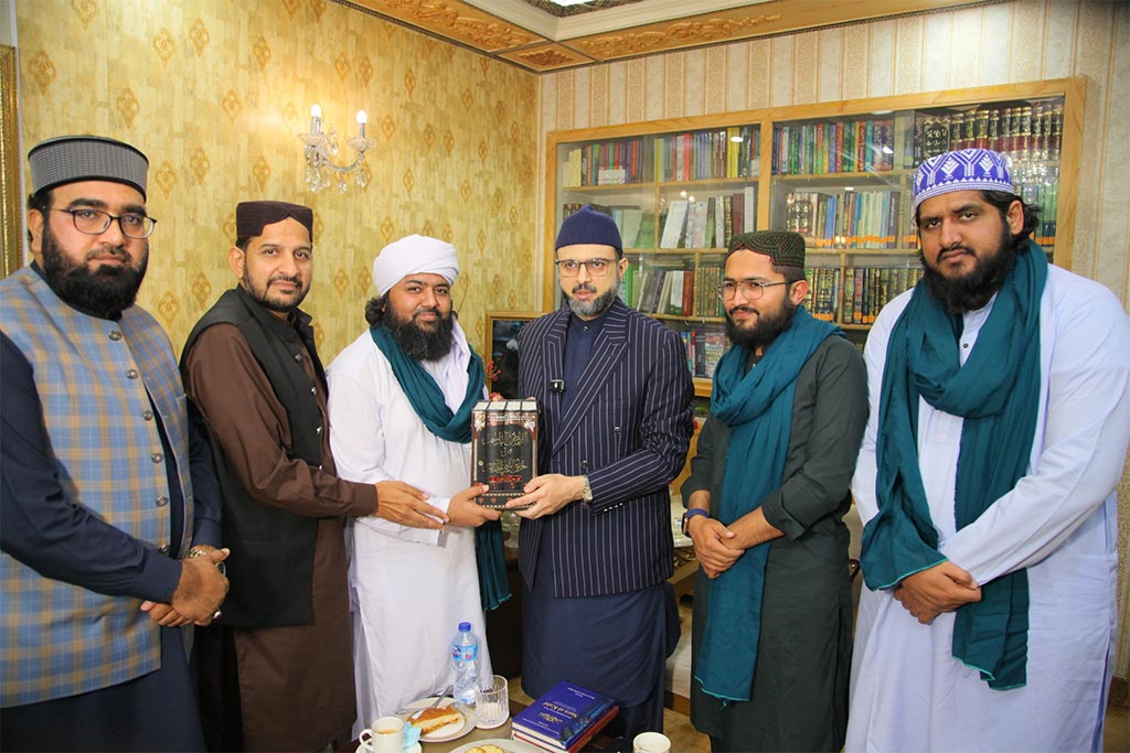 Dr Hassan Mohi-ud-Din Qadri Meeting Allama Abu Hashim Mithal Sain Lahore