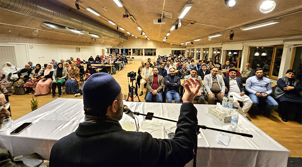 Dr. Hassan Mohiuddin Qadri Addresses MQI Sweden Worker's Convention in Märsta