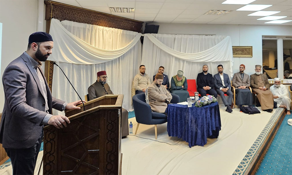 Dr Hassan Qadri Addresses Workers Convention of MQI Norway