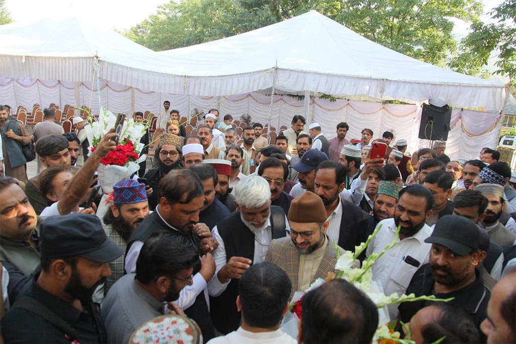 Dr Hassan Qadri Attends Milad Mustafa Conference Abbottabad 2025