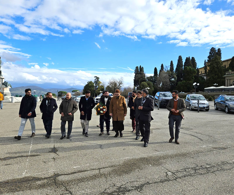 Dr. Hassan Mohiuddin Qadri Engages with Minhaj-ul-Quran Team in Florence