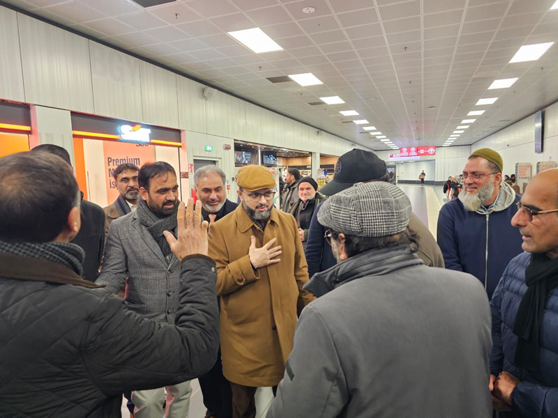 Dr. Hassan Qadri Grand Welcome at Bergamo Airport