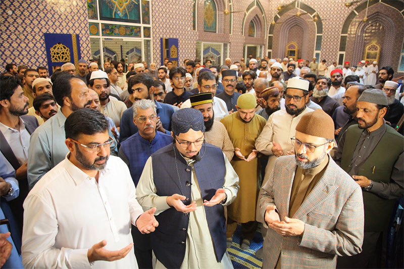 Dr Hassan Qadri Leading Funeral Prayer of Mohammad Shafiq