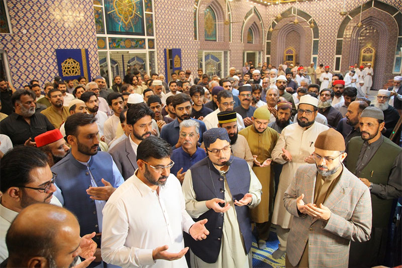 Dr Hassan Qadri Leading Funeral Prayer of Mohammad Shafiq