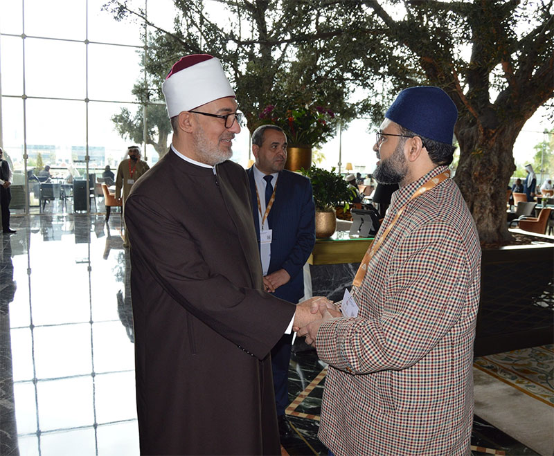 Dr. Hassan Mohiuddin Qadri Meets Grand Mufti of Egypt to Strengthen Muslim Unity