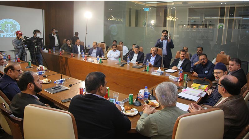 Dr Hassan Qadri Meets Traders At Ferozepur Road Industrial Estate