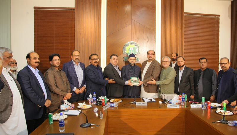 Dr Hassan Qadri Meets Traders At Ferozepur Road Industrial Estate