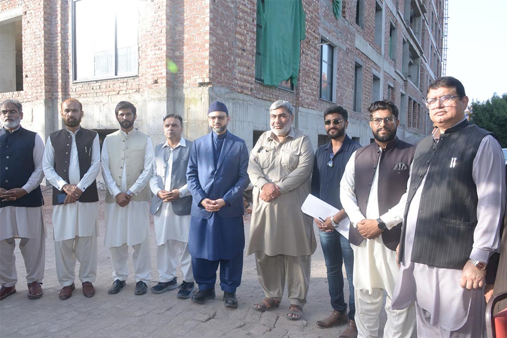 Dr-Hassan Qadri Visits Al Aazmiyah Institute Lahore