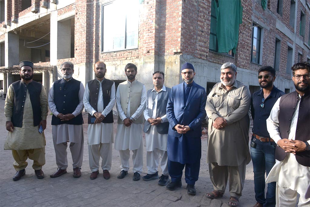Dr-Hassan Qadri Visits Al Aazmiyah Institute Lahore