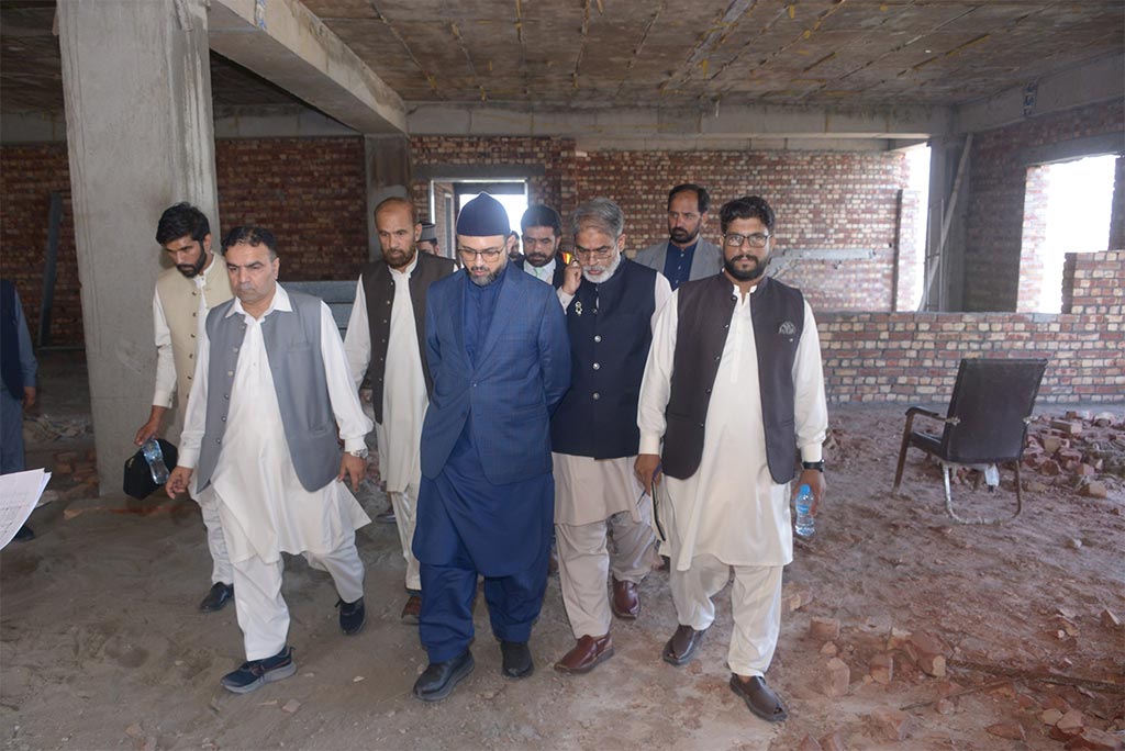 Dr-Hassan Qadri Visits Al Aazmiyah Institute Lahore