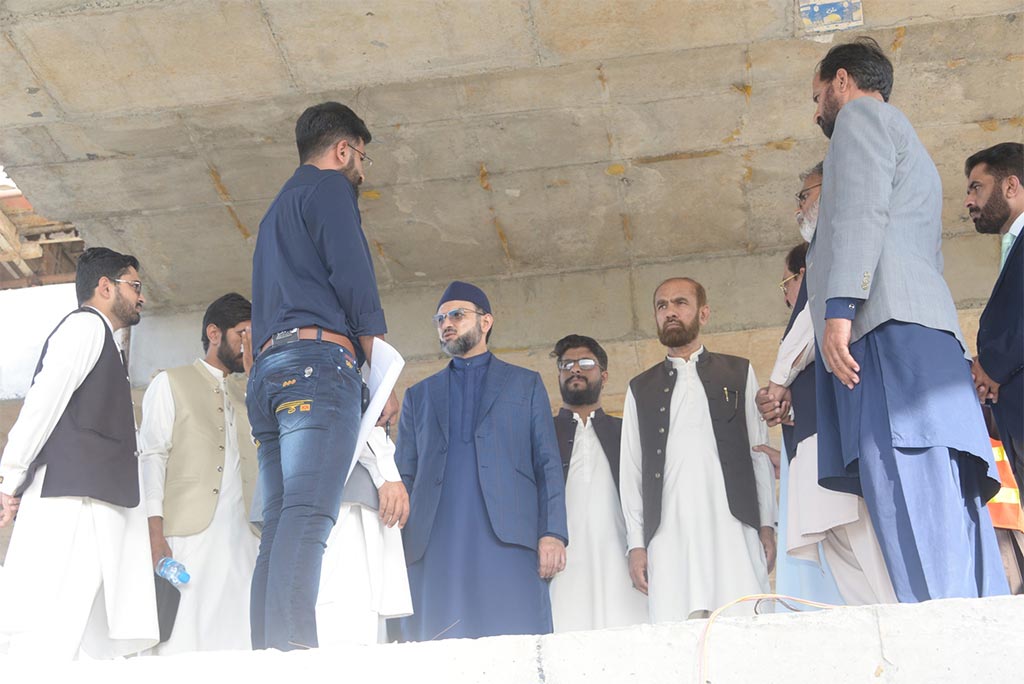 Dr-Hassan Qadri Visits Al Aazmiyah Institute Lahore