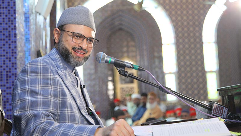 Dr Hassan Qadri addresses Khutba Jummah at Jamia Shaykh-ul-Islam Lahore
