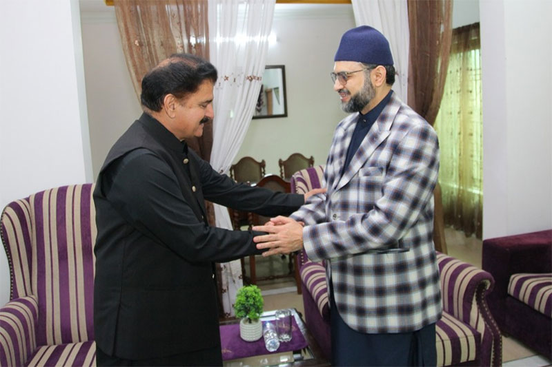 Dr-Hassan-Qadri-meeting-influential-personalities-in-Abbottabad