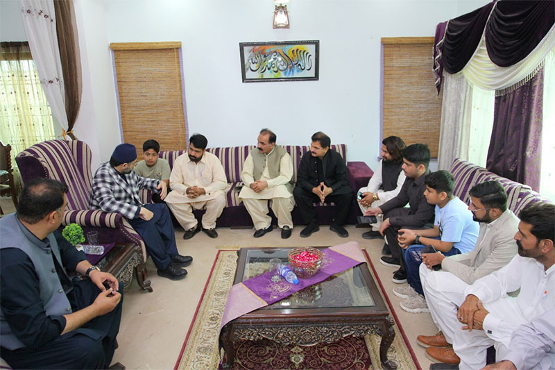 Dr-Hassan-Qadri-meeting-influential-personalities-in-Abbottabad