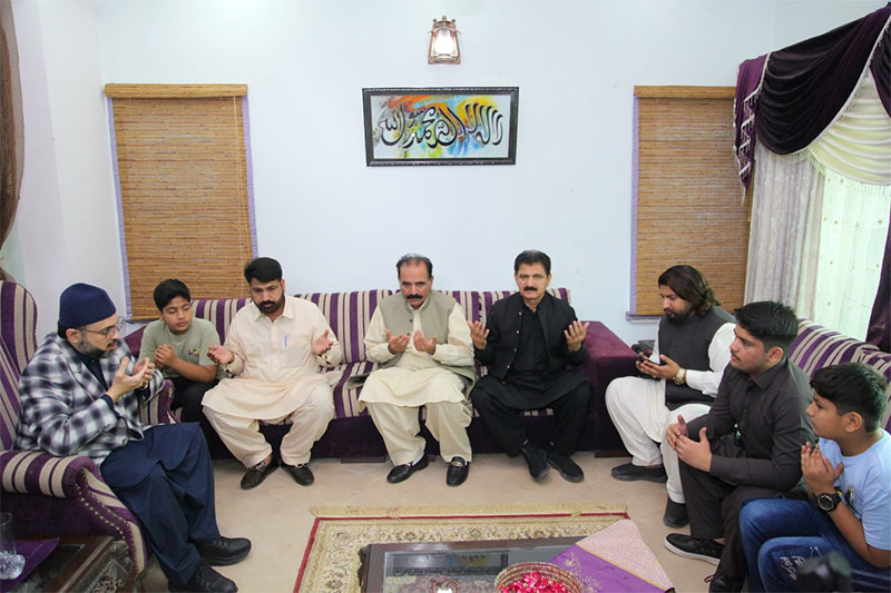 Dr-Hassan-Qadri-meeting-influential-personalities-in-Abbottabad