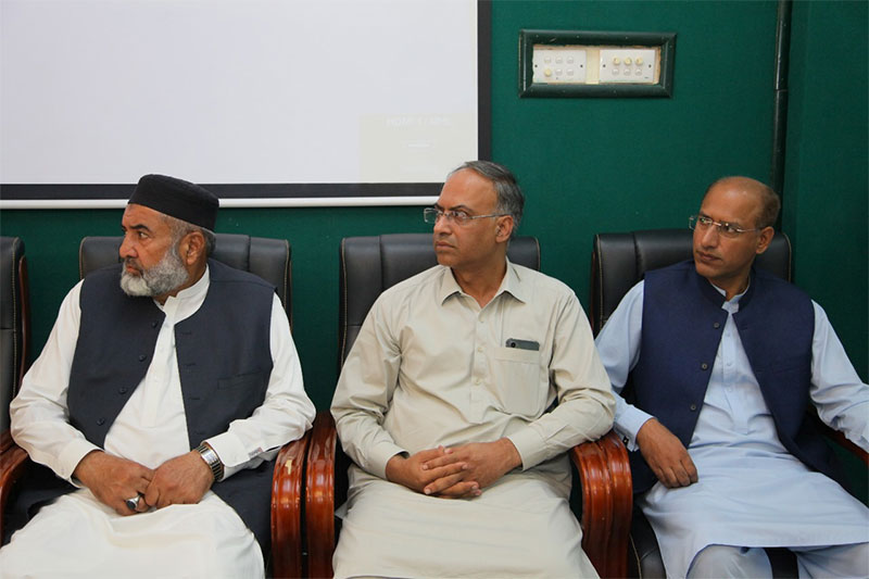 Dr Hassan Qadri addresses seminar Islamic leadership haripur