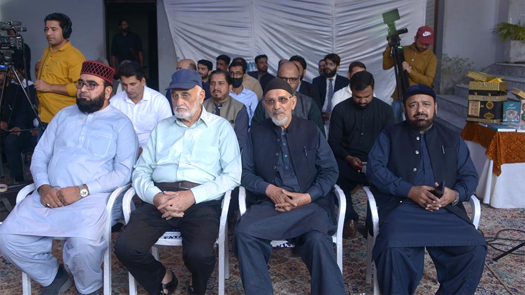 Dr-Hassan and Dr Hussain Qadri Visit Minhaj Publications Lahore