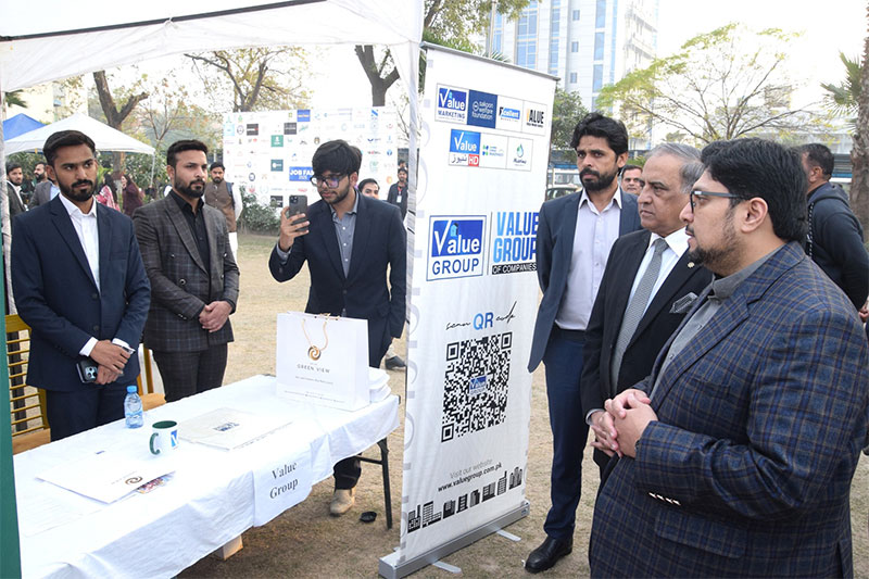 Dr Hussain Mohiuddin Qadri Job Fair Minhaj University LHR