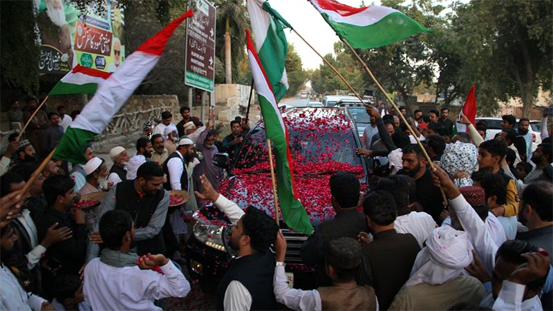 Dr hussain Qadri Warmly Welcomed at Dhaki Mor Tehsil Paharpur