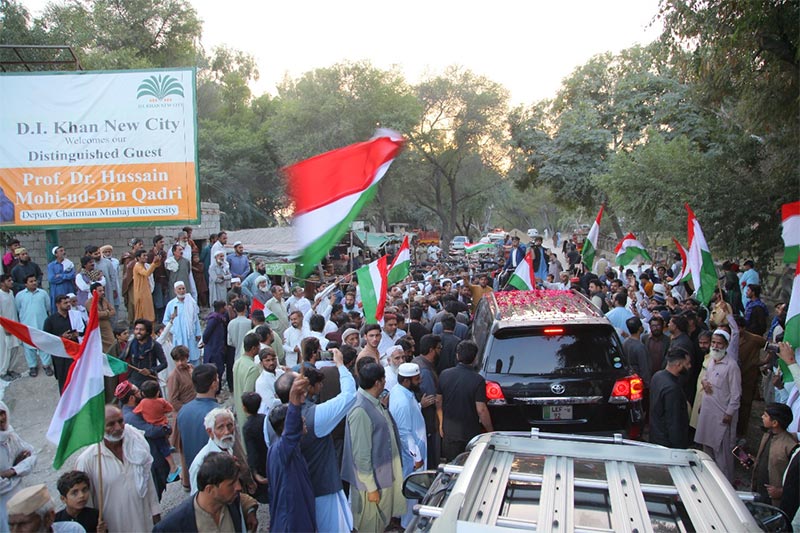 Dr hussain Qadri Warmly Welcomed at Dhaki Mor Tehsil Paharpur