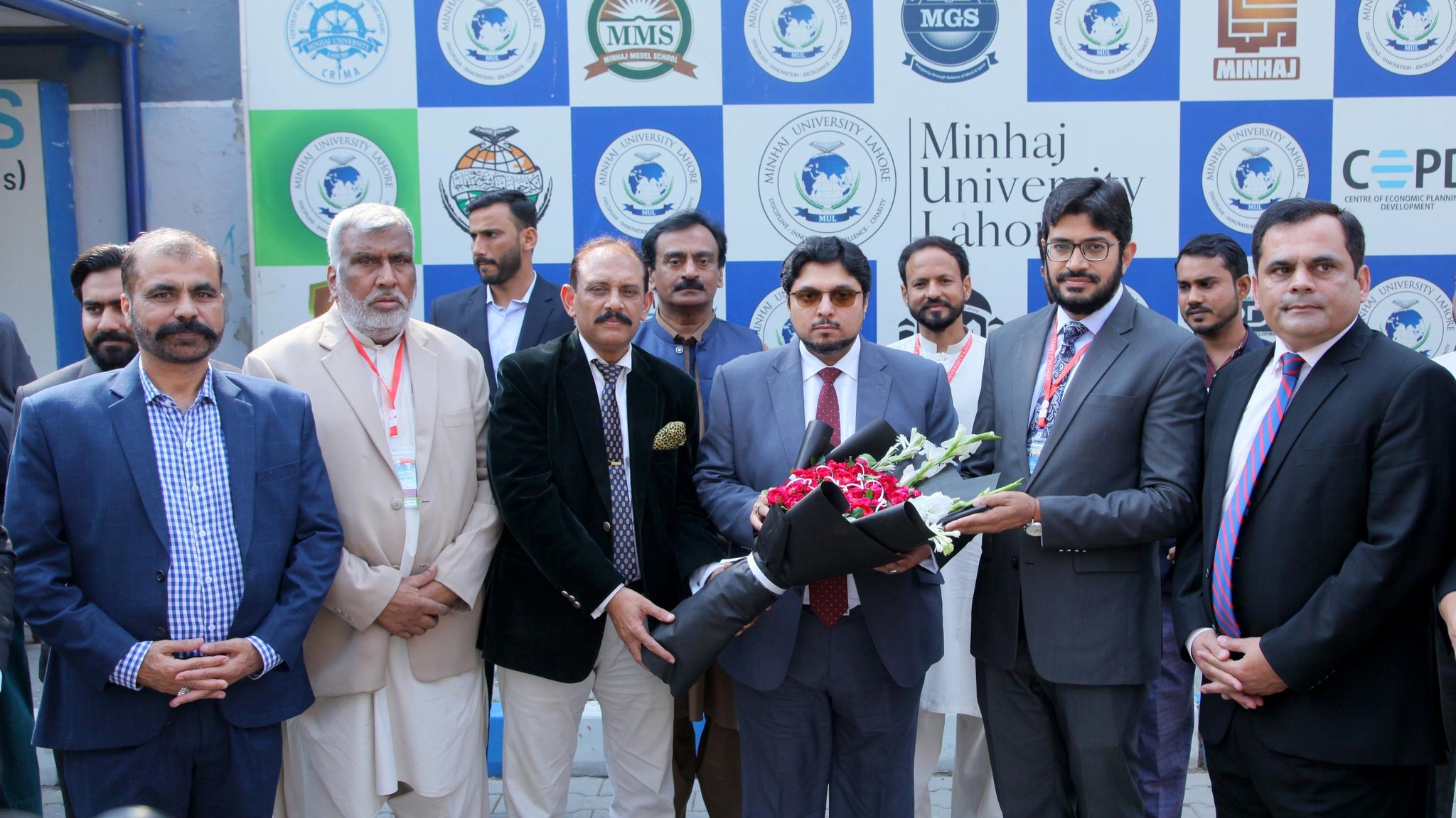 Dr Hussain Qadri Graced Day 2 of the 8th International Conference on World Religions