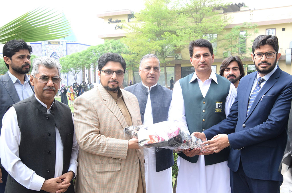 Dr. Hussain Mohi-ud-Din Qadri Graces Minhaj University Lahore Annual Sports Festival 2024-25 Closing Ceremony