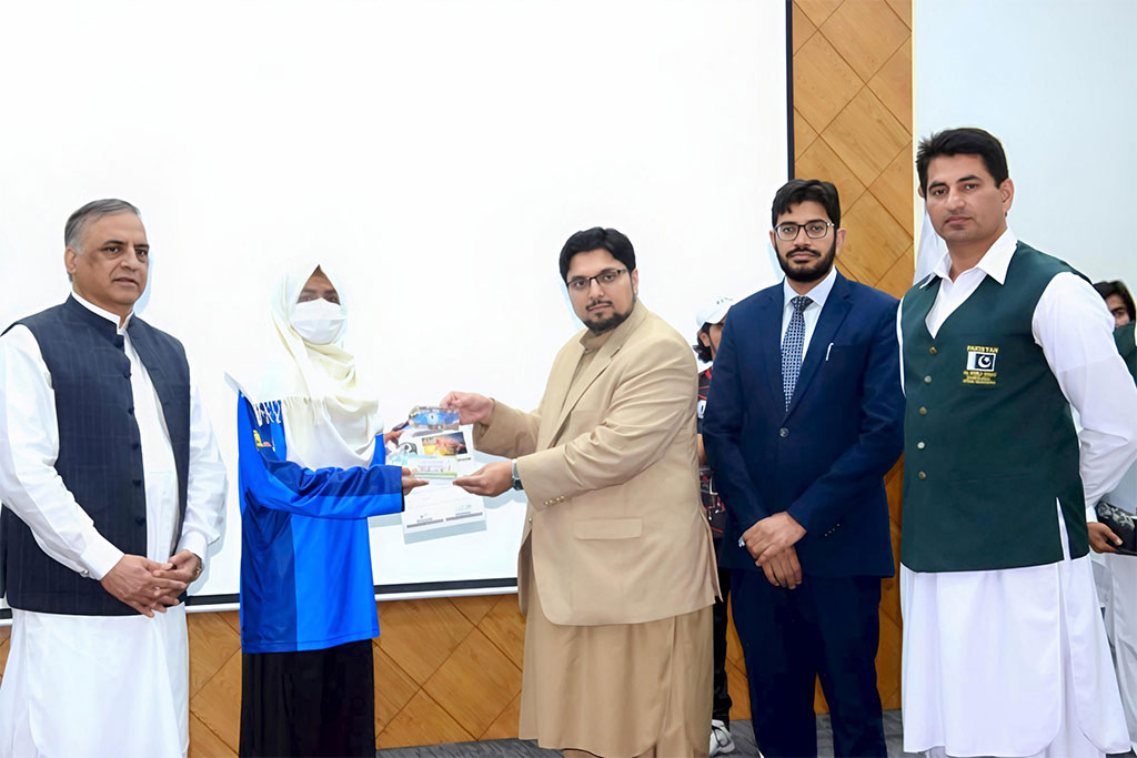 Dr. Hussain Mohi-ud-Din Qadri Graces Minhaj University Lahore Annual Sports Festival 2024-25 Closing Ceremony