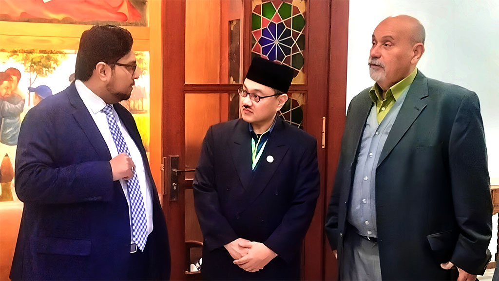 Dr Hussain Qadri Introduces Shaykh ul Islam Institute to Global Scholars