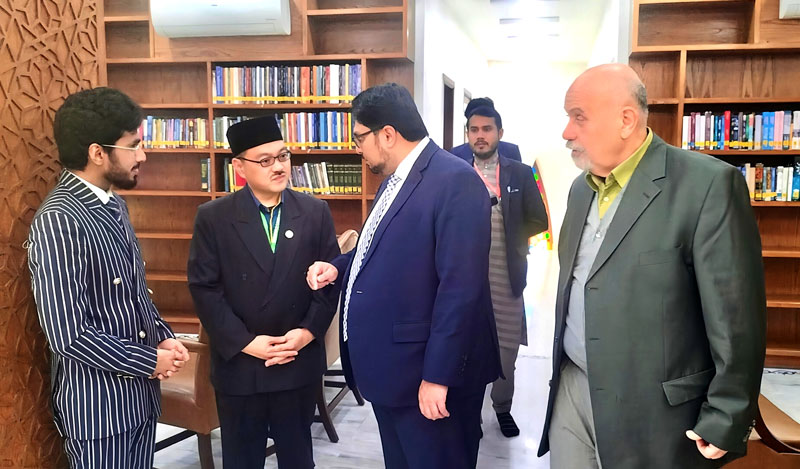 Dr Hussain Qadri Introduces Shaykh ul Islam Institute to Global Scholars