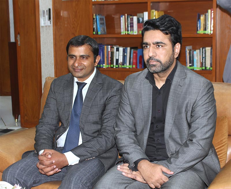 Dr Hussain Qadri Meeting With Waqas Mustafa