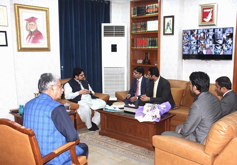 Dr Hussain Qadri Meeting With Waqas Mustafa