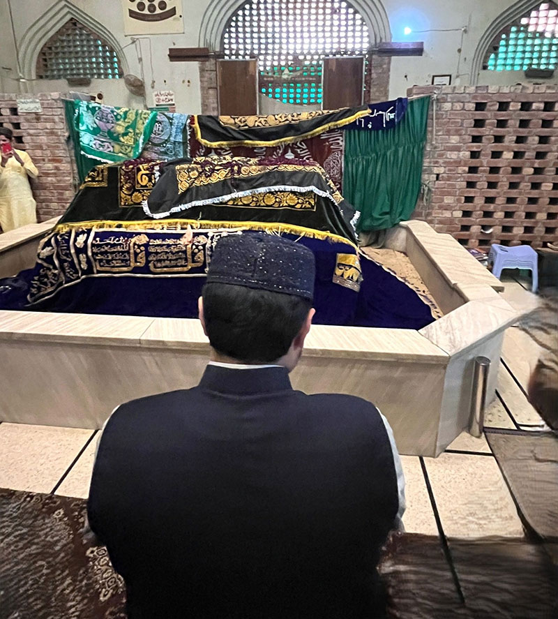 Dr Hussain Qadri Visit Mazar Qudwat ul Awliya