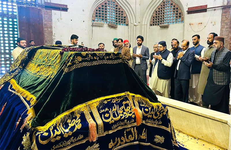 Dr Hussain Qadri Visit Mazar Qudwat ul Awliya
