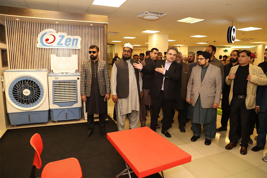 Prof. Dr. Hussain Mohiuddin Qadri Visits Gujranwala Business Center