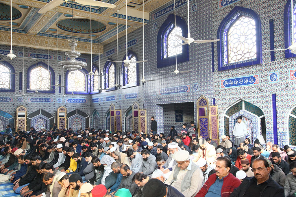 Dr Hussain Qadri address Khutba Jummah in Jamia Shaykh-ul-islam