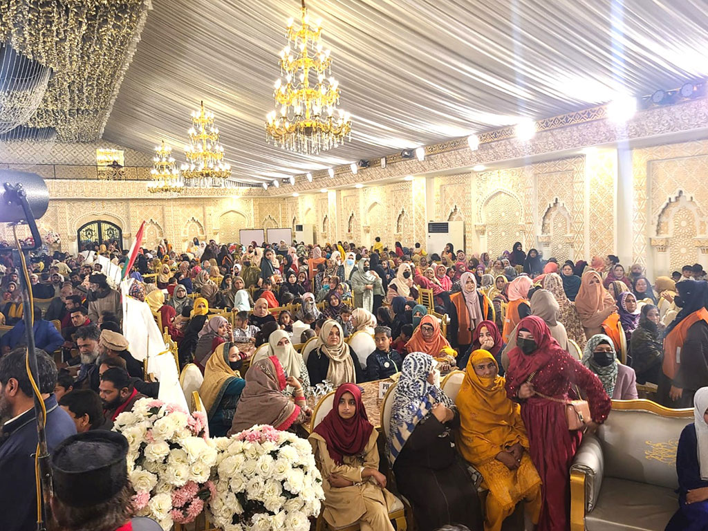 Dr Hussain Qadri addresses Hajjatul Muhadditheen Conference Lahore