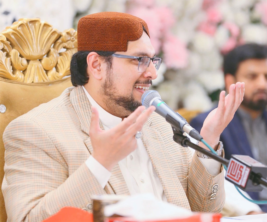 Dr Hussain Qadri addresses Hajjatul Muhadditheen Conference Lahore