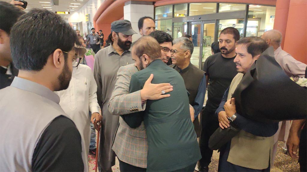 Dr-Hussain Qadri Returns After Australia SriLanka Visit Aug 2025