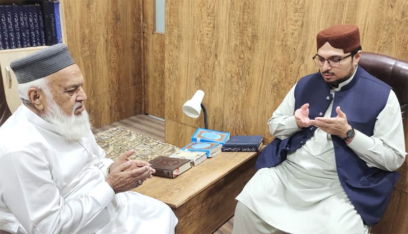 Dr HussainQadri meeting mufti abdulqayyum hazravi faridmilat research institute