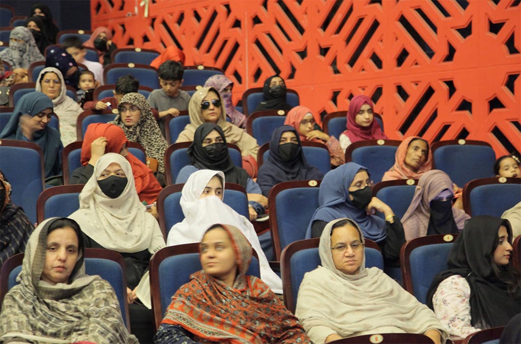 Dr Tahir-ul-Qadri 5 New Books Launching Ceremony Starts in Islamabad