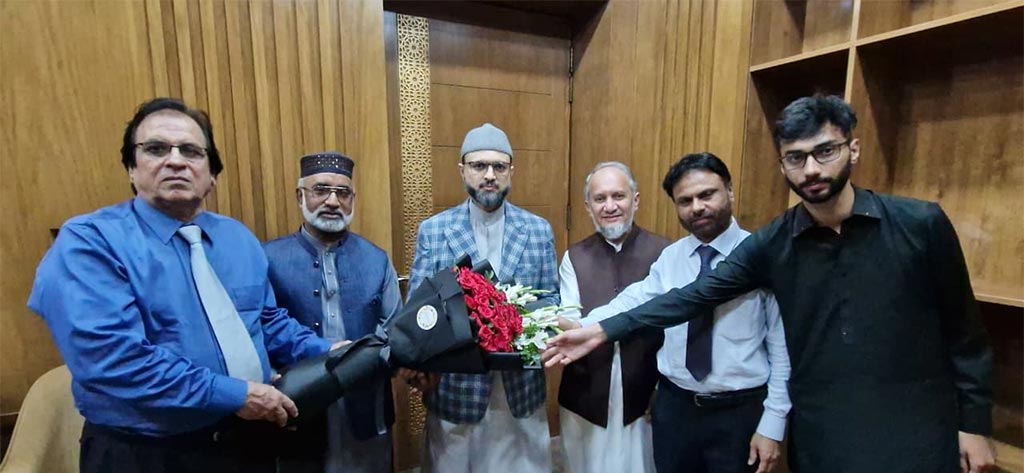 Dr-hassan qadri meeting with development council delegation