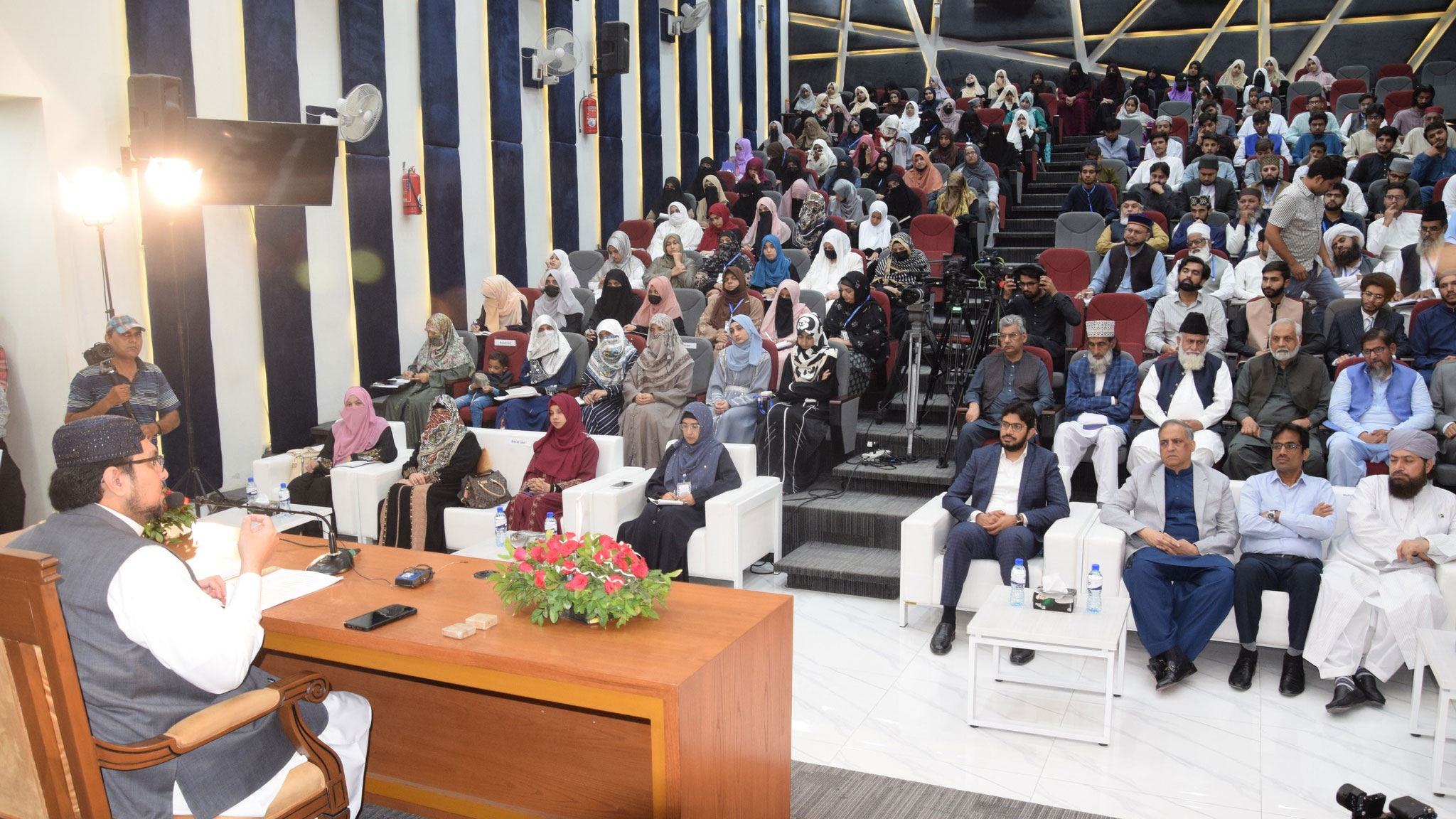 Dr hussain muhiuddin spirituality speech minhaj University Lahore