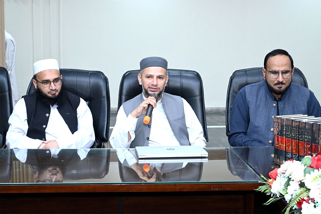 Establishment of Shaykh-ul Islam Corner at International Islamic University Library