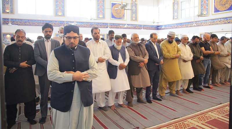 Funeral Prayer Dr Hussain Qadri Tayyab-Aslam Mother 