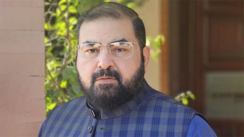 Overseas Pakistanis Deserve Better Treatment at Airports: Ghulam Murtaza Murtazai