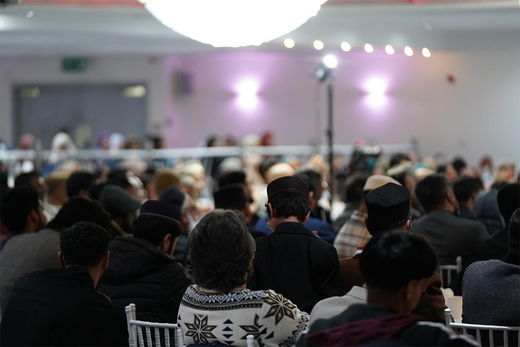 Minhaj-ul-Quran UK Hosts Grand Quaid Day Celebration in Luton