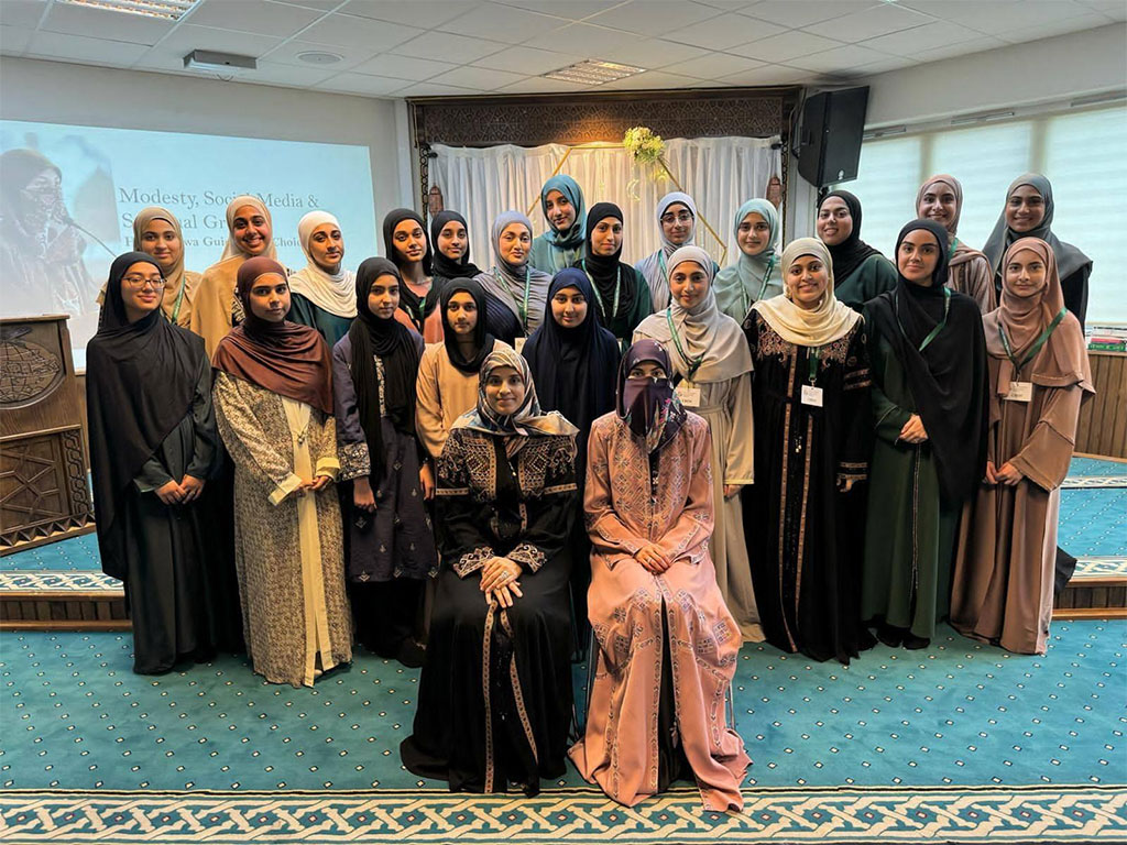 Minhaj Sisters Norway Hosts Inspiring Itikaf Gathering