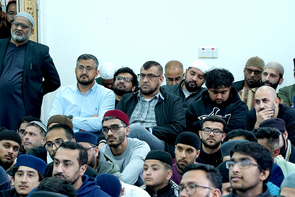 Spiritual Sitting with Shaykh-ul-Islam Dr Tahir-ul-Qadri | Minhaj Sisters & MMG UK