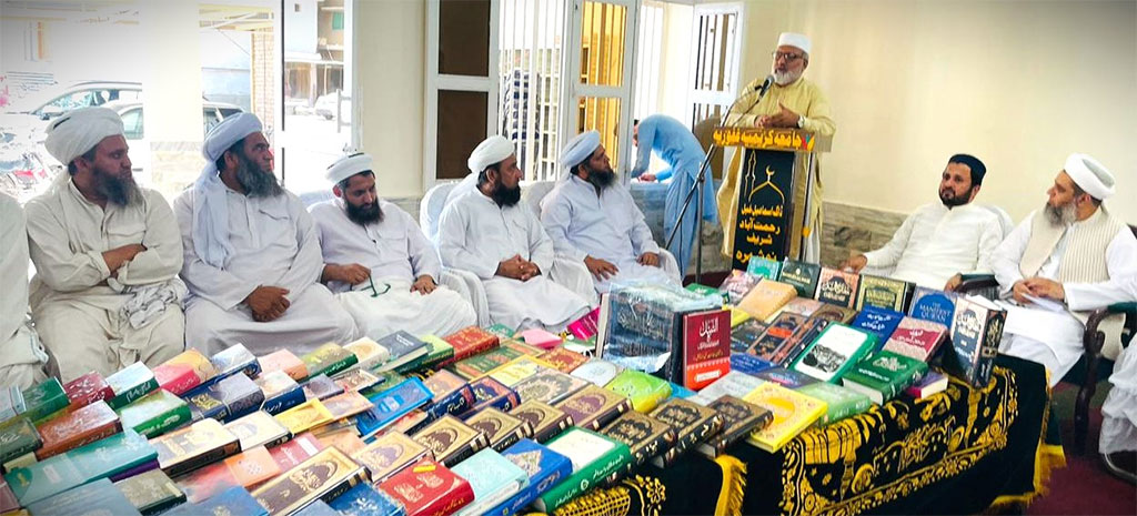 منہاج القرآن خیبرپختونخوا کی جانب سے جامعہ کریمیہ غفوریہ، ڈاگ اسمعیل خیل کو شیخ الاسلام ڈاکٹر محمد طاہرالقادری کی کتب کا تحفہ